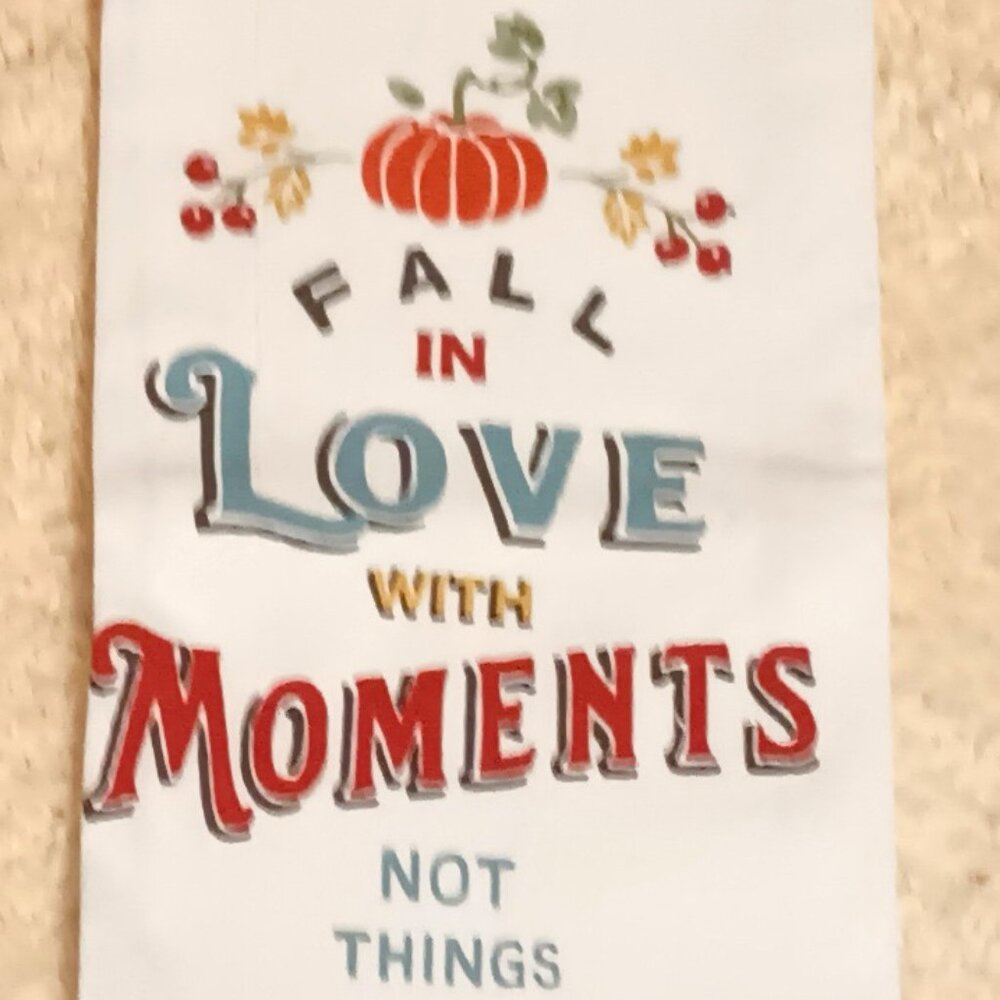 NWT ~ Autumn in Bloom Flour Sack Towel (18 inches X 26 inches )